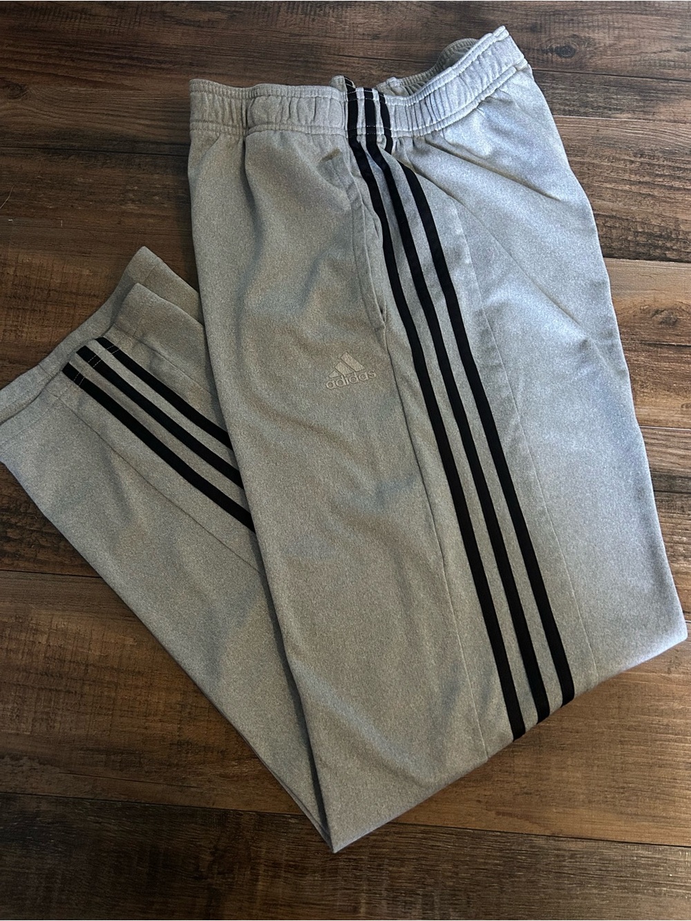 adidas Gray Sweatpants with classic Black Three-Stripes Sz M